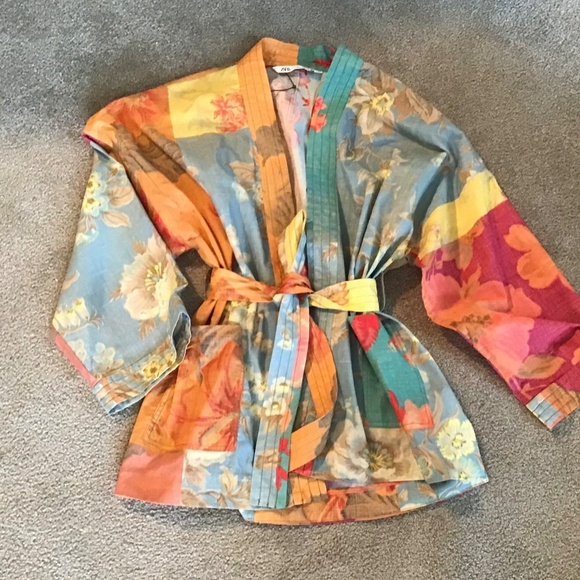 Zara Patchwork Printed Kimona size xs - Picture 2 of 4